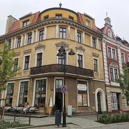 Apartment Na Rynku W Gnieznie